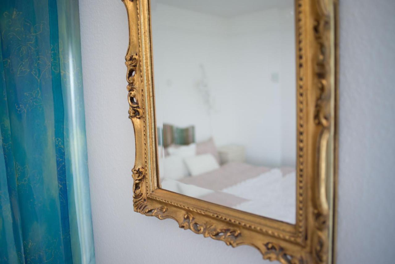 Hotel De La Beroche Saint-Aubin-Sauges Kültér fotó